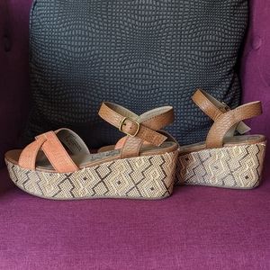 Jellypop BAHITI Platform Sandals